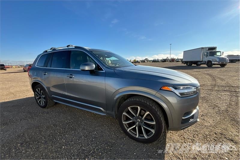 Volvo XC90 Automobili