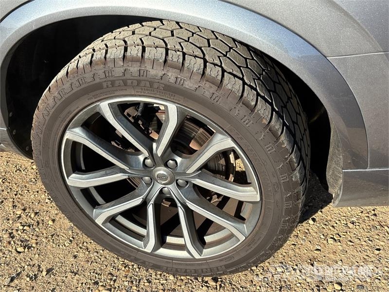 Volvo XC90 Automobili