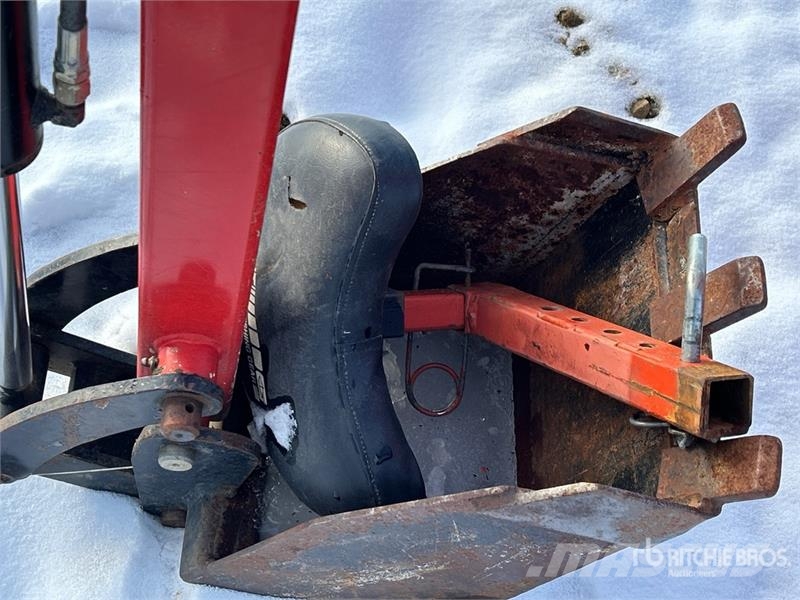 VTEKS VT2S 92 in Backhoe Attachment Utovarne korpe