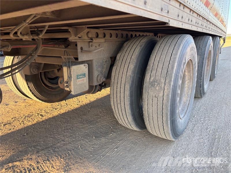 Wabash 53 ft x 102 in Tri/A Van Trailer Remorque Fourgon