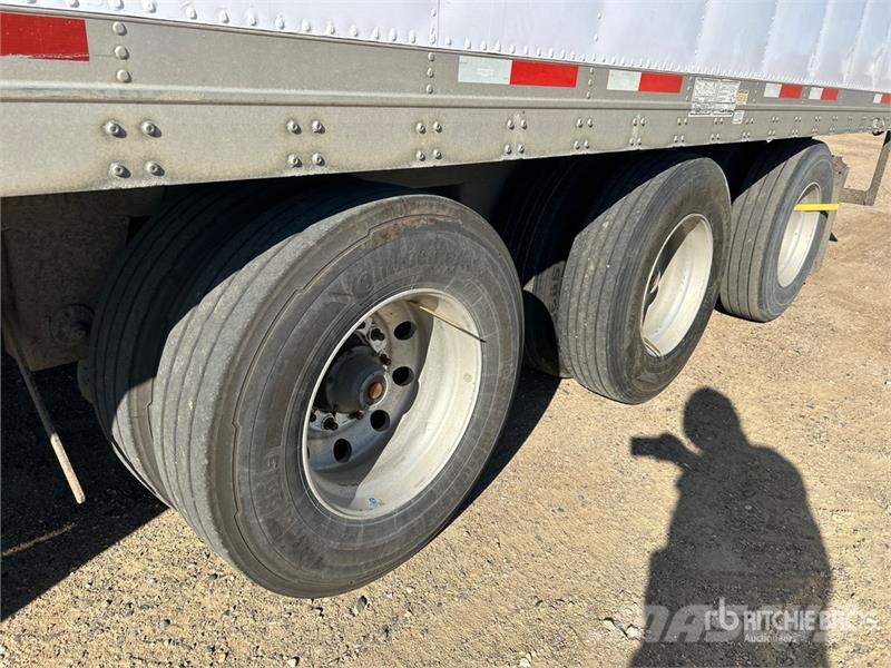 Wabash 53 ft x 102 in Tri/A Refrigerated Trailer Skåptrailer Kyl/Frys/Värme