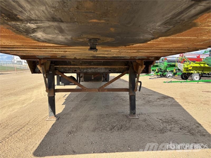 Wabash 53 ft x 102 in Tri/A HDD Mud Mixing Van Trailer Прицепы-фургоны