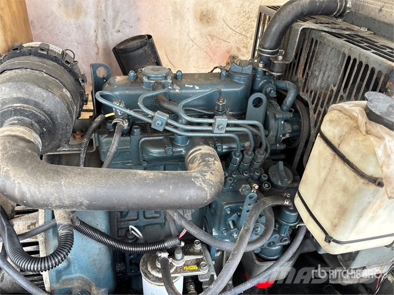 Wacker LTN8K 拖车式灯塔