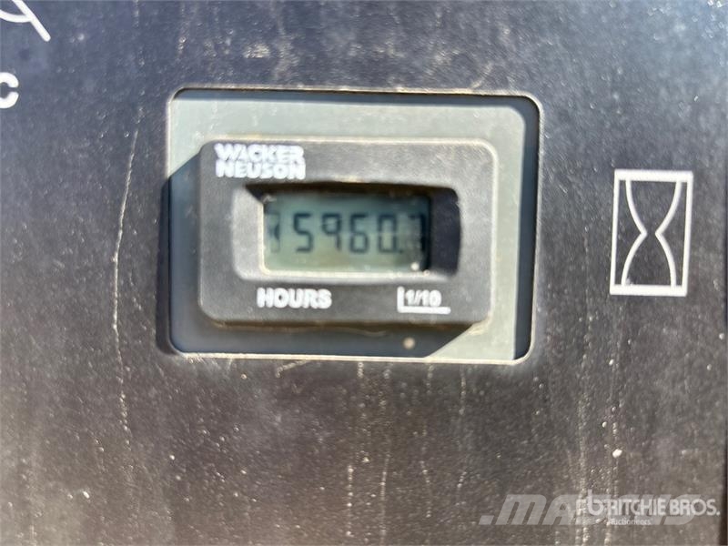 Wacker Neuson E3000 Kühl- und Heizsysteme