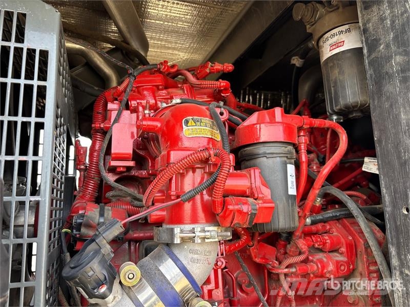 Wacker Neuson G130 104 kW Mobile Generator Set (Inoperable) Dīzeļģeneratori