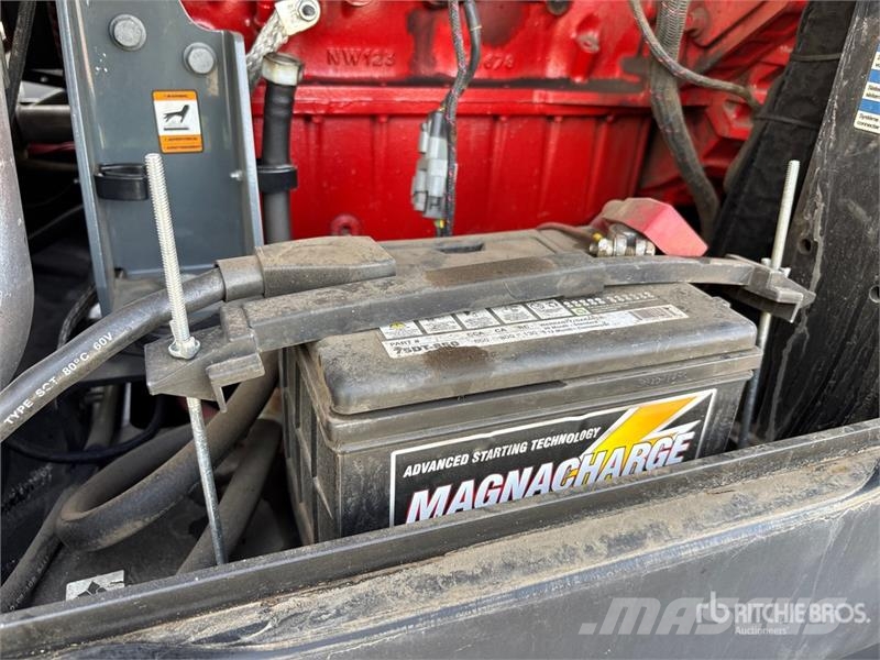 Wacker Neuson G130 104 kW Mobile Generator Set (Inoperable) Dīzeļģeneratori