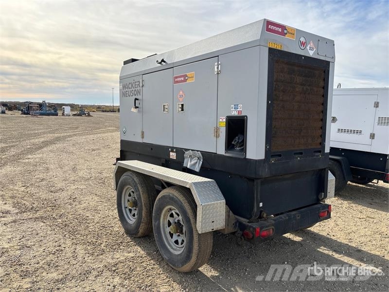 Wacker Neuson G130 104 kW Mobile Generator Set (Inoperable) Dīzeļģeneratori