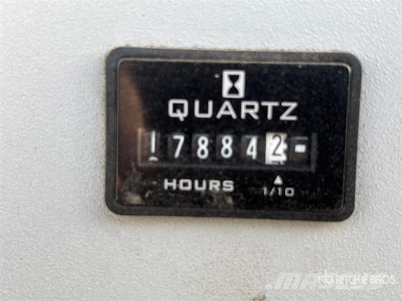 Wacker Neuson G130 104 kW Mobile Generator Set (Inoperable) Dīzeļģeneratori