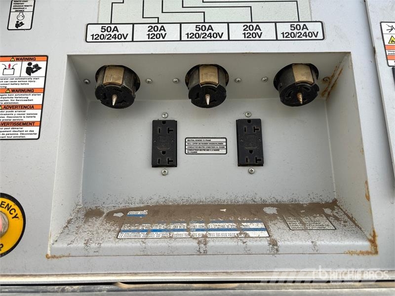 Wacker Neuson G130 104 kW Mobile Generator Set (Inoperable) Dīzeļģeneratori