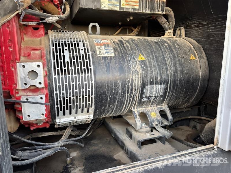 Wacker Neuson G130 104 kW Mobile Generator Set Dízel áramfejlesztők