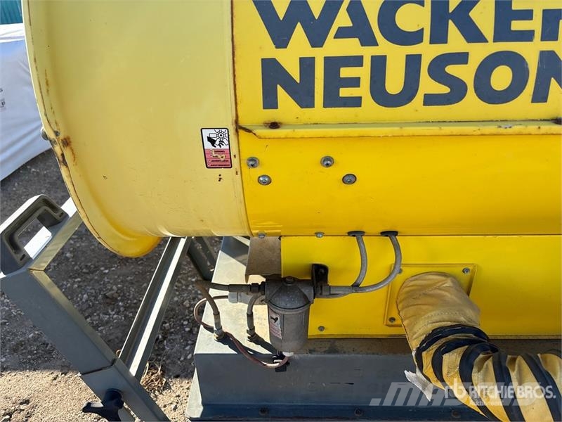 Wacker Neuson HI400 410000 BTU Space Heater Equipos de fundido