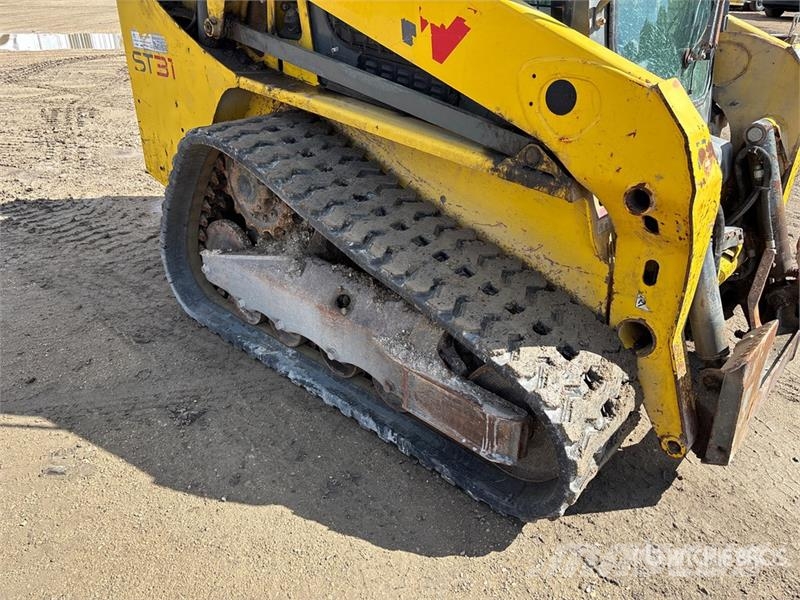 Wacker Neuson ST31 Skid steer mini nakladalci