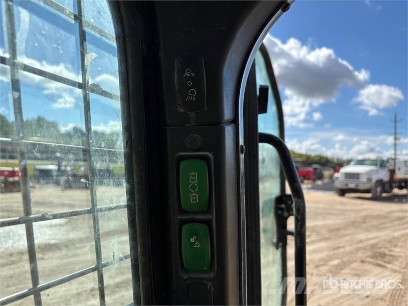 Wacker Neuson ST31 Skid steer mini nakladalci