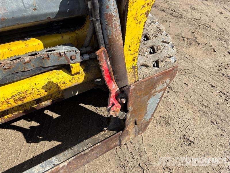 Wacker Neuson ST31 Skid steer mini nakladalci