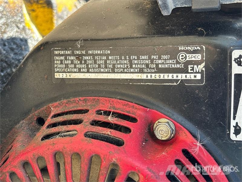 Wacker WP1550 دكاكات أفقية