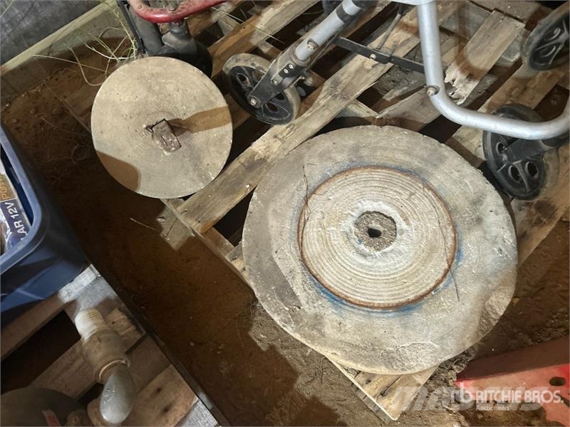 Walker & Sharpening Stone Muud osad