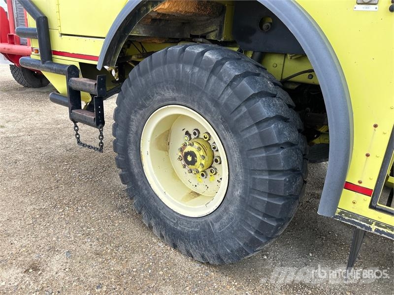Waltek C-4500 4x4 Fire Truck (Inoperable) 消防车