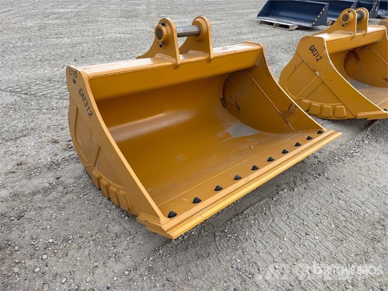Warrior WBMCC12-1550 61 in Q/C Cleanup Excavator Bucket -  Cucharones