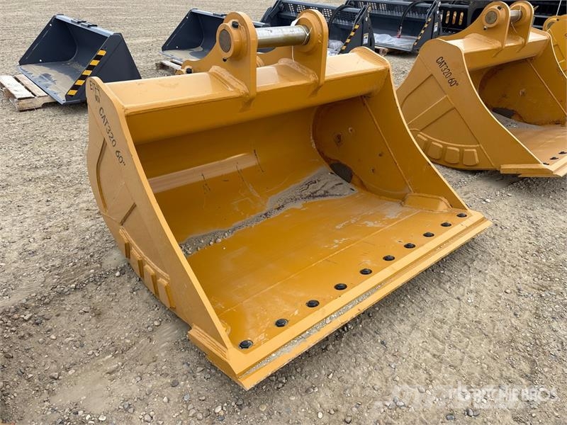 Warrior WBMCC20-1500 59 in Cleanup Excavator Bucket - Fits Cucharones