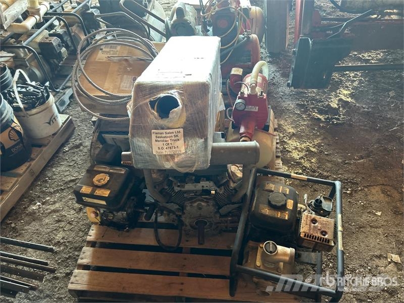 Water Pump, Gas Engine, Generator, Welder & Poly C Kiti naudoti statybos komponentai