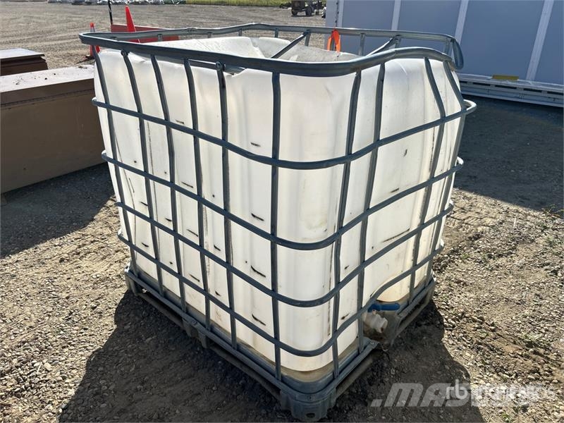 Water Tank Паливні та присадочні баки
