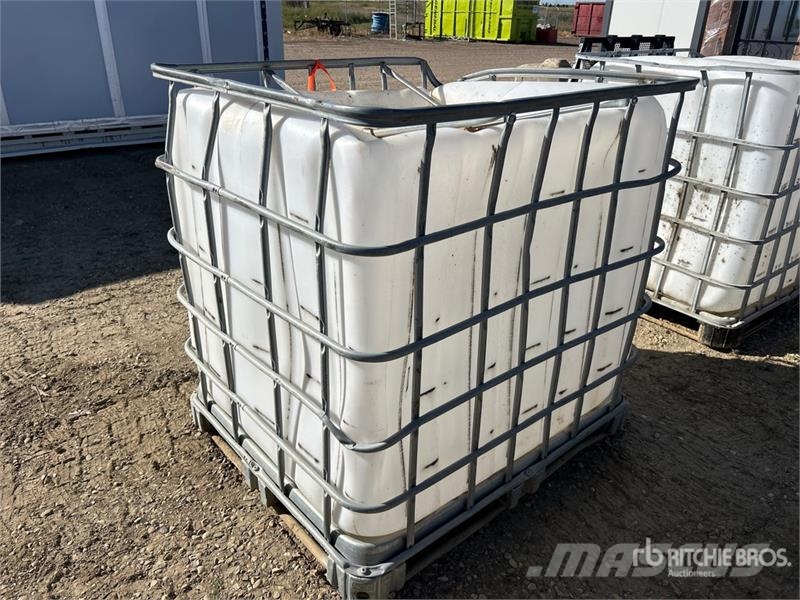  Water Tank Паливні та присадочні баки