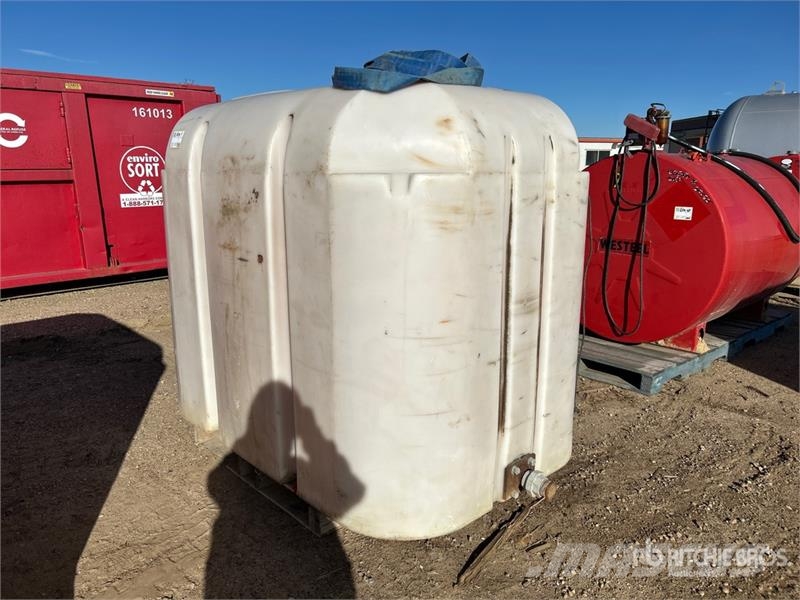  Water Tank صهاريج الوقود والصهاريج الإضافية