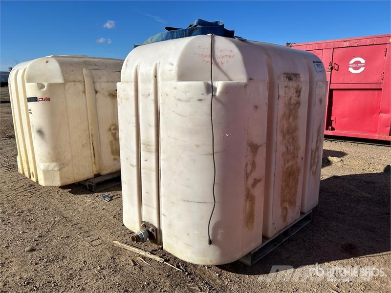  Water Tank صهاريج الوقود والصهاريج الإضافية
