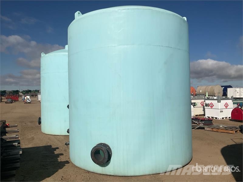  Water Tank Brændstof- og tilsætningstank.