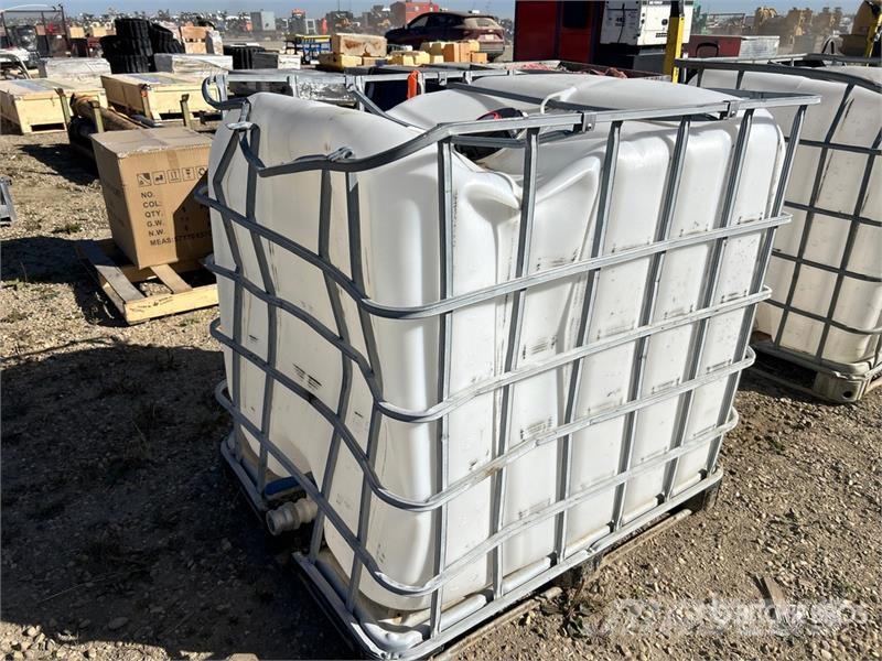  Water Tank Паливні та присадочні баки