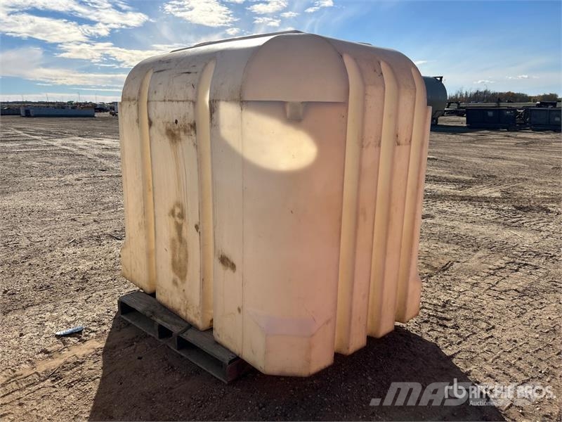 Water Tank Fuel and additive tanks