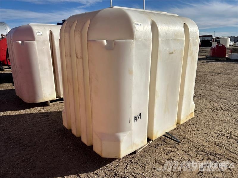 Water Tank Fuel and additive tanks