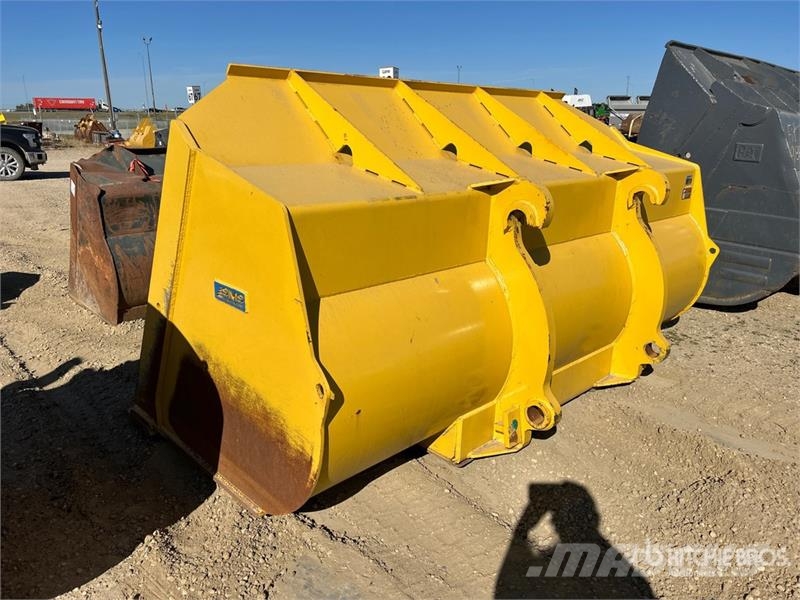 WB 6.0CYBKT-WL480 126 in Wheel Loader Bucket Buckets