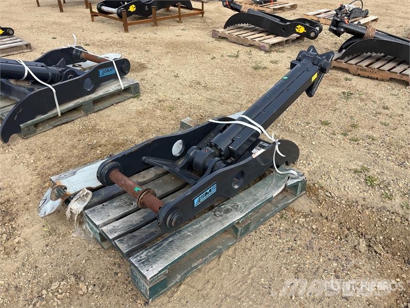 WB DLTHMB120 54 in Hydraulic Excavator Thumb Kašike / Korpe
