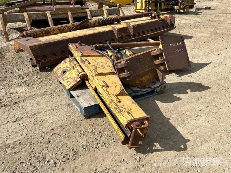 WBM 144 in Motor Grader Snow Wing - Fits Cat 160M Snežne deske in plugi