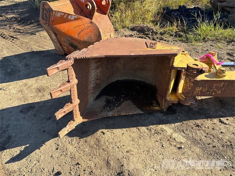 WBM 22 in bucket/stick - Fits CAT 302 مكونات أخرى
