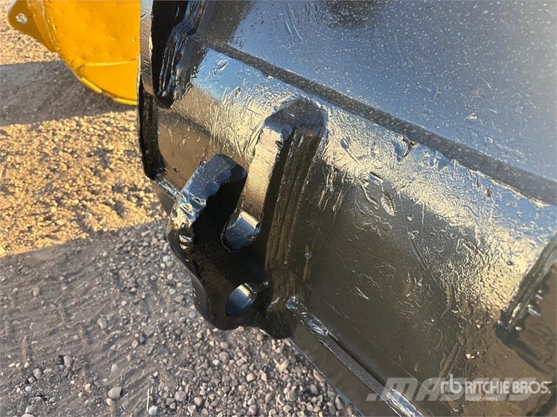 WBM 300 Series 36 in Q/C Digging Excavator Bucket - Fi Kašike / Korpe