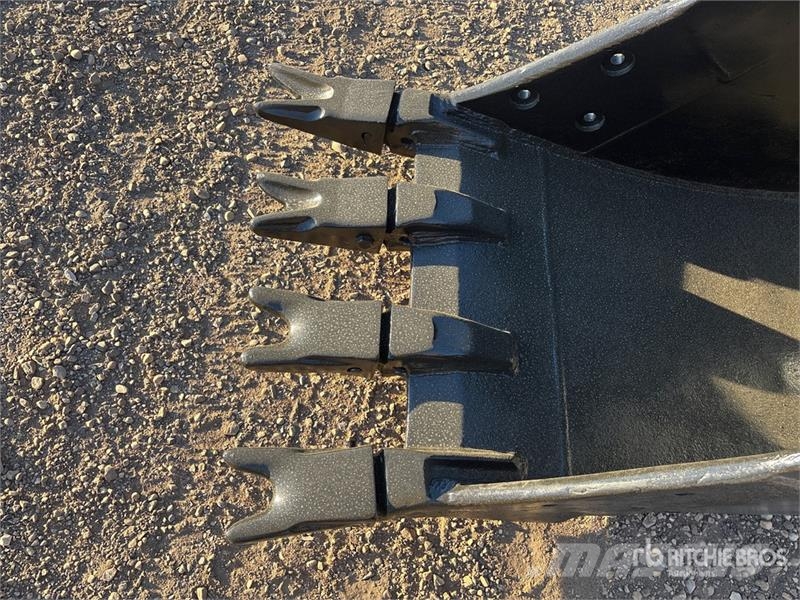 WBM 300 Series 36 in Q/C Digging Excavator Bucket - Fi Kašike / Korpe