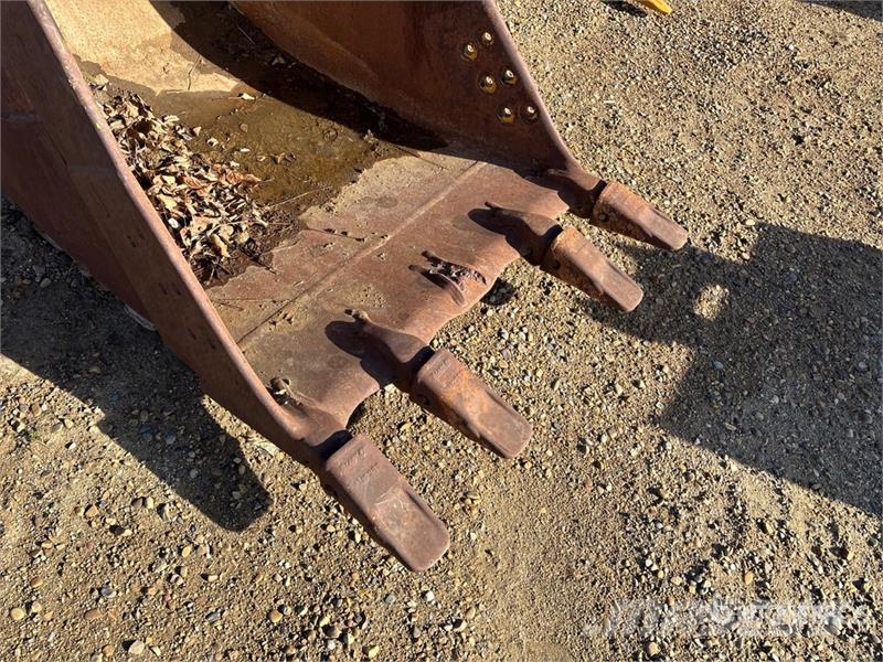 WBM 40 in Q/C Digging Excavator Bucket دلاء