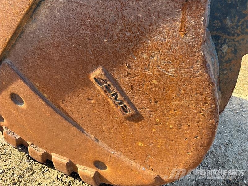 WBM 54 in Q/C Digging Excavator Bucket - Fits Komatsu  Skovle
