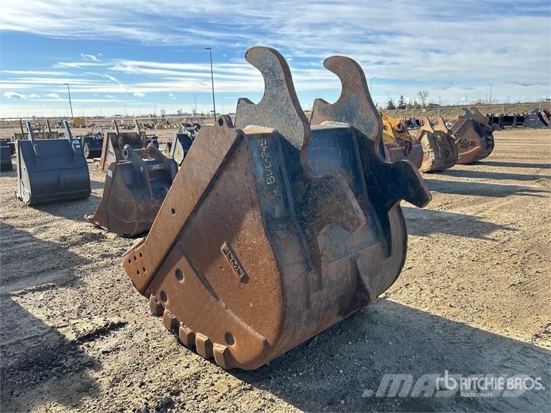 WBM 54 in Q/C Digging Excavator Bucket - Fits Komatsu  Skovle