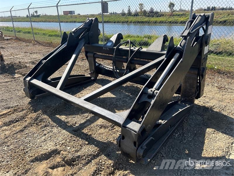 WBM 54 in Q/C Wheel Loader Grapple - Fits 2015 Case 82 خطاطيف