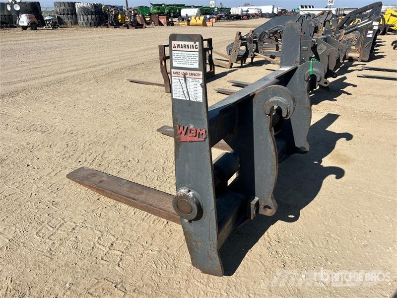 WBM 54 in Q/C Wheel Loader Forks - Fits 2015 Case 821F شوكات