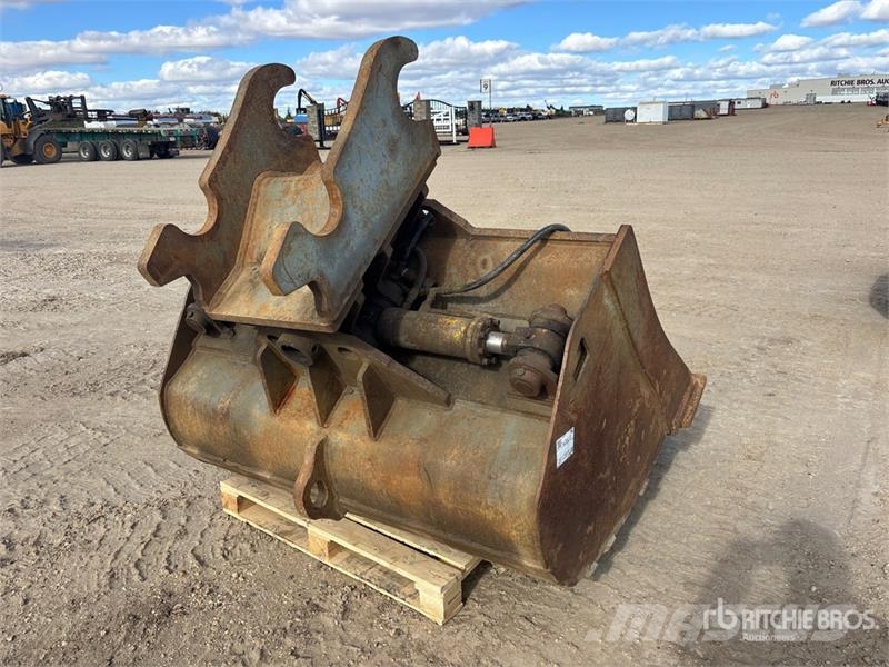 WBM 58 in Hydraulic Tilting Excavator Bucket دلاء
