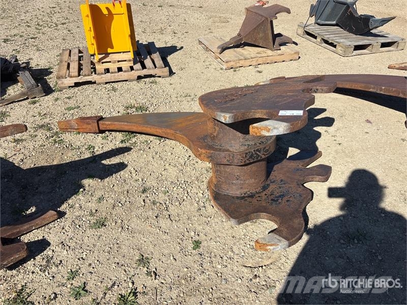 WBM 58 in Q/C Excavator Ripper - Fits 330 Скарификатор