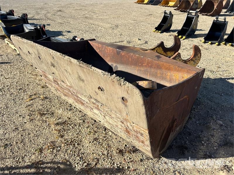 WBM 64 in Q/C Hydraulic Tilting Excavator Bucket Kašike / Korpe