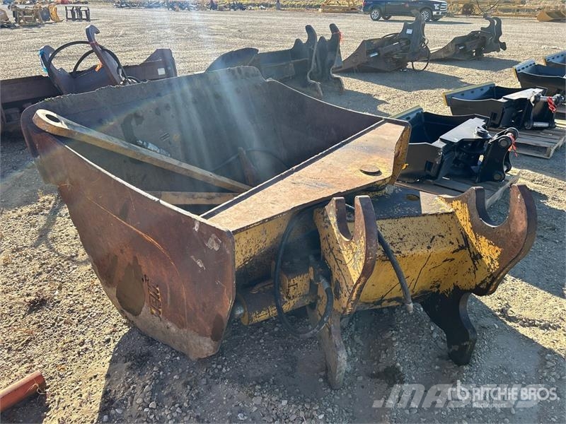WBM 64 in Q/C Hydraulic Tilting Excavator Bucket Kašike / Korpe