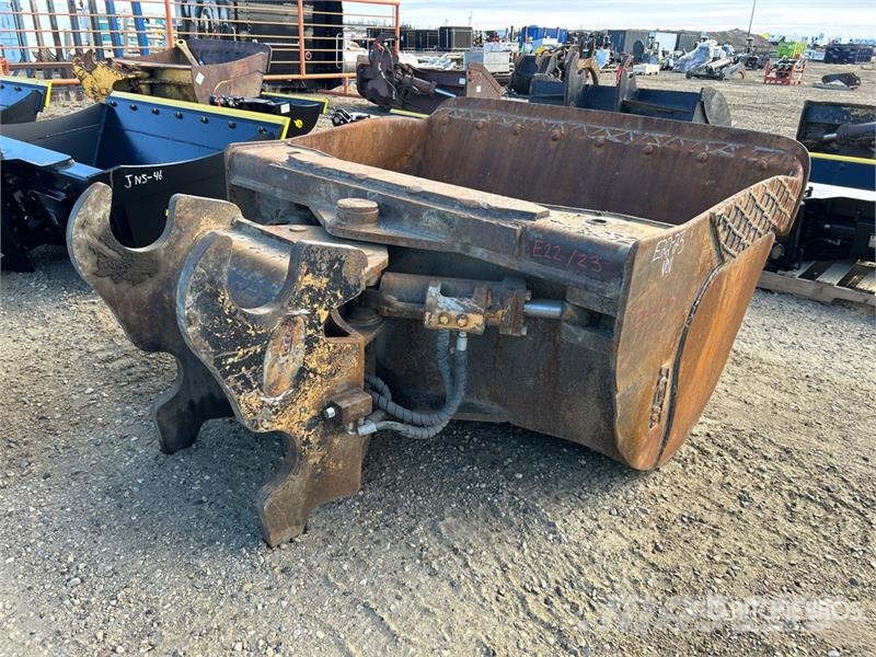 WBM 66 in Q/C Hydraulic Tilting Excavator Bucket Skovle