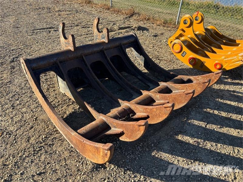 WBM 72 in Excavator Rake Schudders