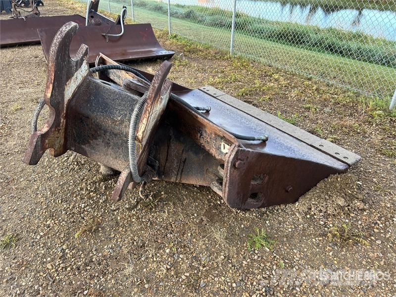 WBM 84 in Excavator Chuck Blade - Fits 300 Series Klinger